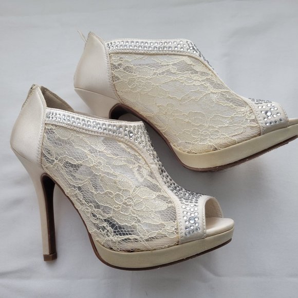 Wedge heels - Picture 1 of 5